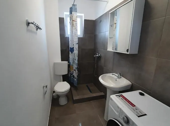 Lägenhet Micul Arman Techirghiol